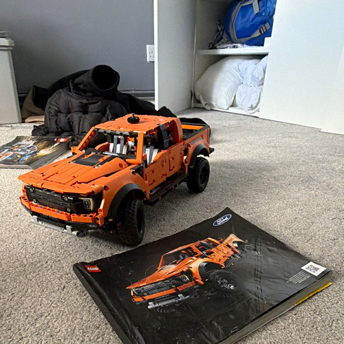 Lego technic 42126 ford 150 - lego,
